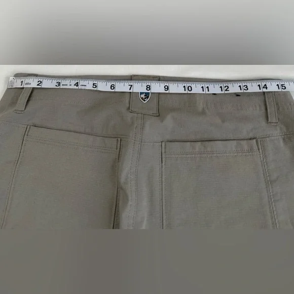 Kuhl Womens Horizn Shorts Size 6 Roll Hem Zip Pockets Hiking Outdoor Grey Khaki - Picture 9 of 14